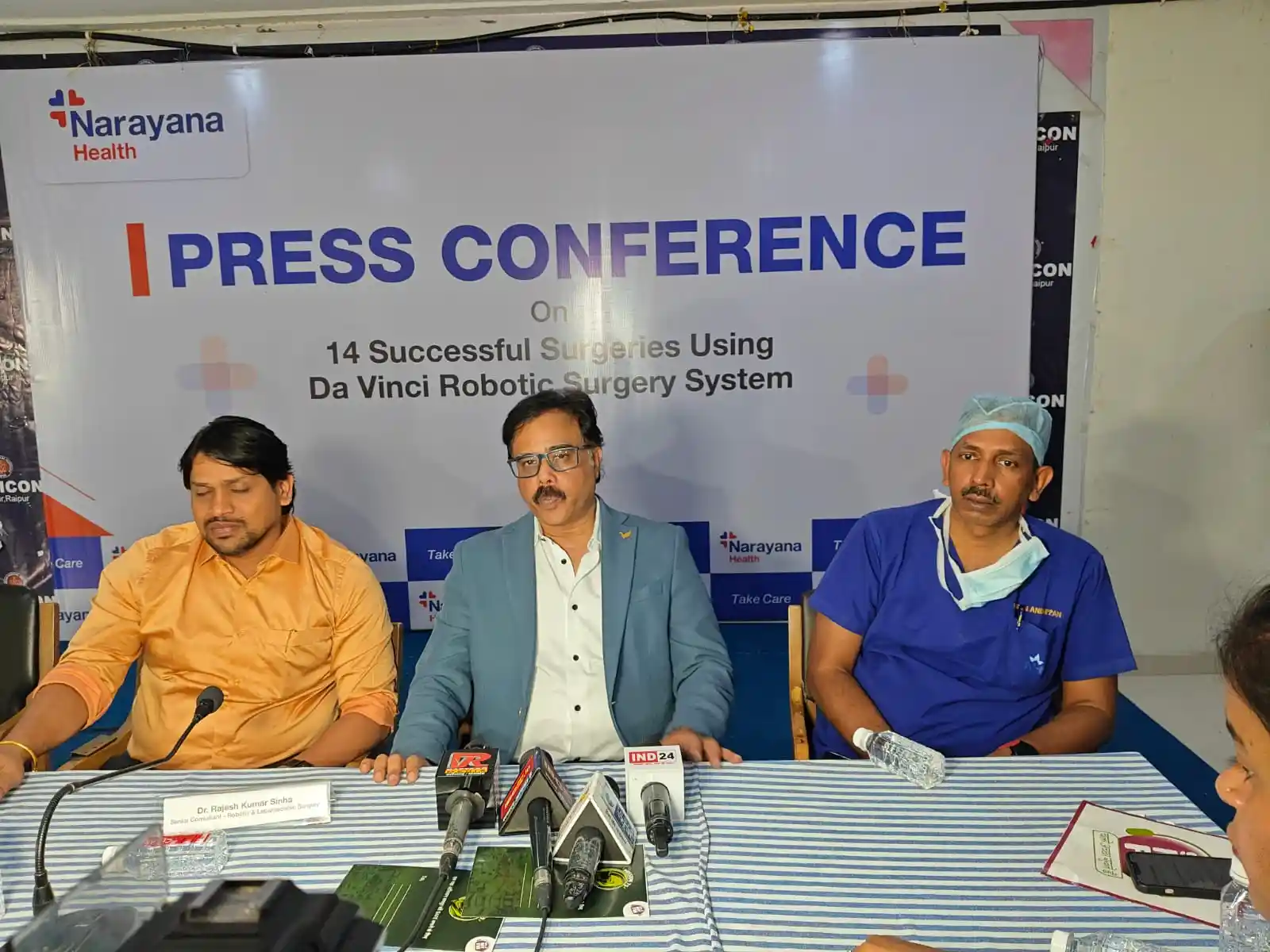 14 Robotic Surgery successfully done by Dr. Rajesh Sinha - Press Conference 3